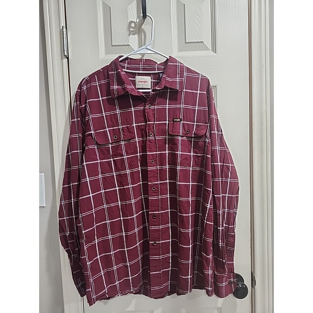 Wrangler Men's L Plaid Button Up Shirt Maroon Western Cowboy Outdoor Workwear